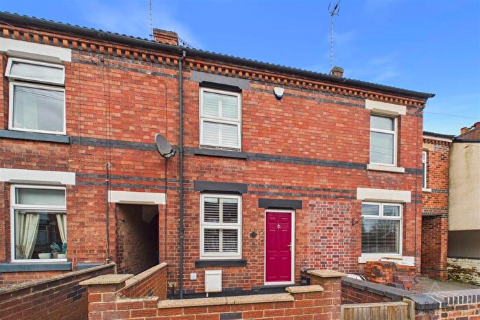 2 Bedroom Terraced Bungalow For Sale In Shobnall Road, Burton-on-Trent, DE14