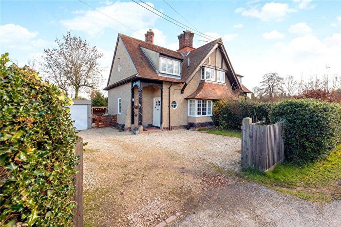 3 Bedroom Semi-Detached House To Rent In Church Cottages, Nuneham Courtenay, Oxford, OX44