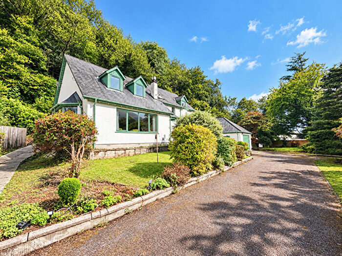 5 Bedroom Detached Villa For Sale In Camus Lodge, Onich, By Fort William, Highland, PH33