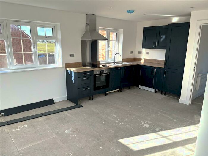 2 Bedroom Apartment To Rent In Orchard Way, Wisbech St. Mary, Wisbech, PE13