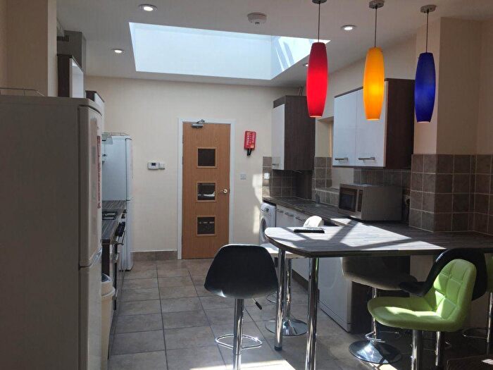 6 Bedroom Terraced House To Rent In Hubert Road, Selly Oak, Birmingham, B29