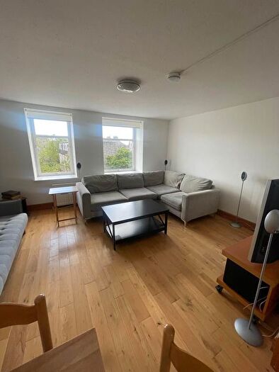2 Bedroom Flat To Rent In Linksfield Gardens, Aberdeen, AB24
