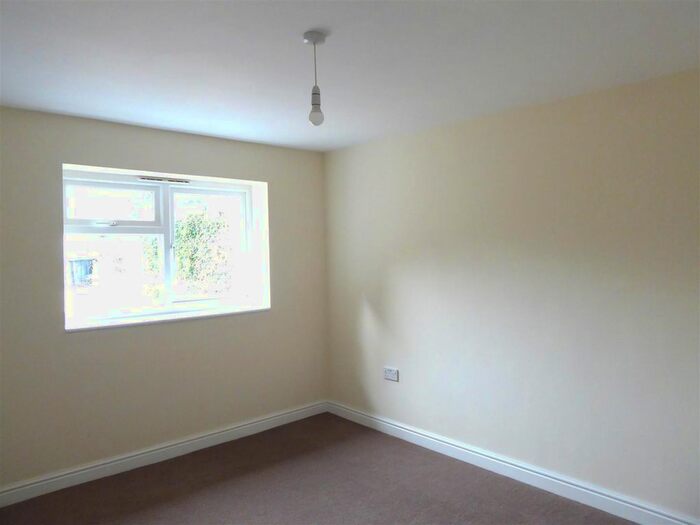 2 Bedroom Detached Bungalow To Rent In Station Road, Stalbridge, Sturminster Newton, DT10