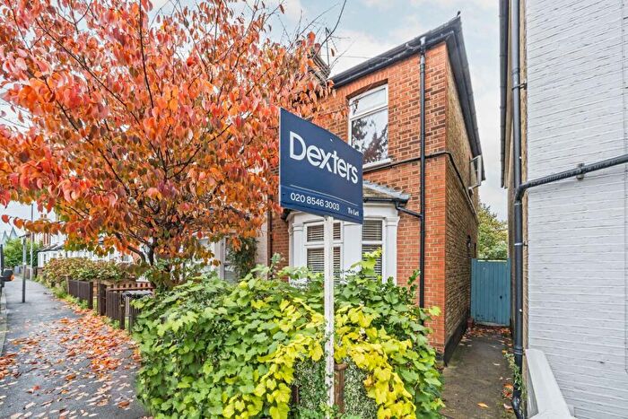 2 Bedroom Terraced House To Rent In Hampden Road, Kingston Upon Thames, KT1