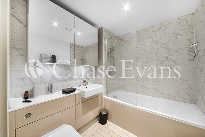2 Bedroom Flat For Sale In Elephant Park, Deacon Street, Elephant And Castle, London, SE17