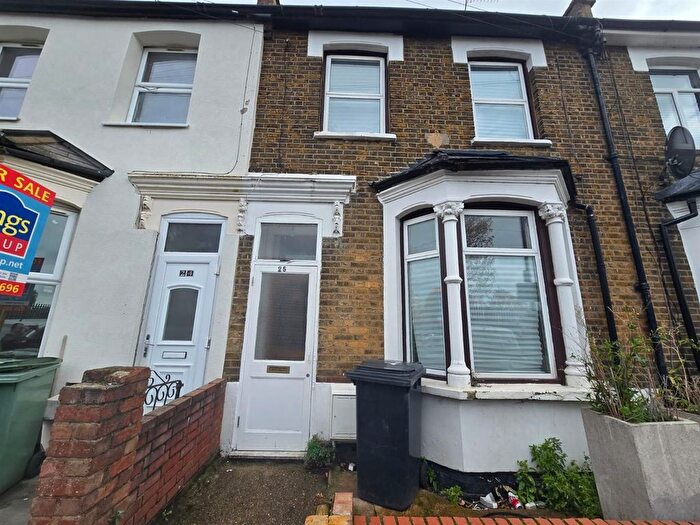 4 Bedroom Property To Rent In Trulock Road, London, N17