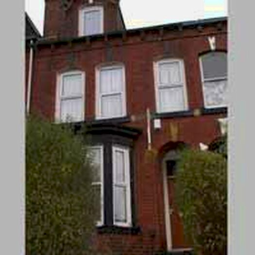 5 Bedroom End Of Terrace House To Rent In Cardigan Road, Hyde Park, Leeds, LS6