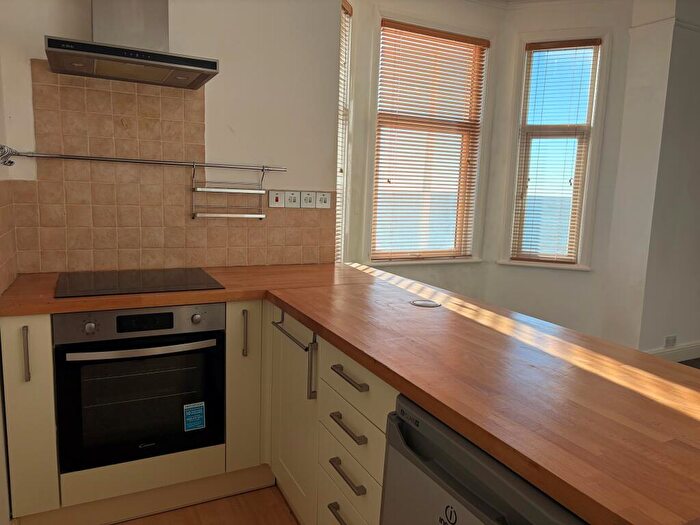 1 Bedroom Flat To Rent In Sandgate Esplanade, Sandgate, CT20