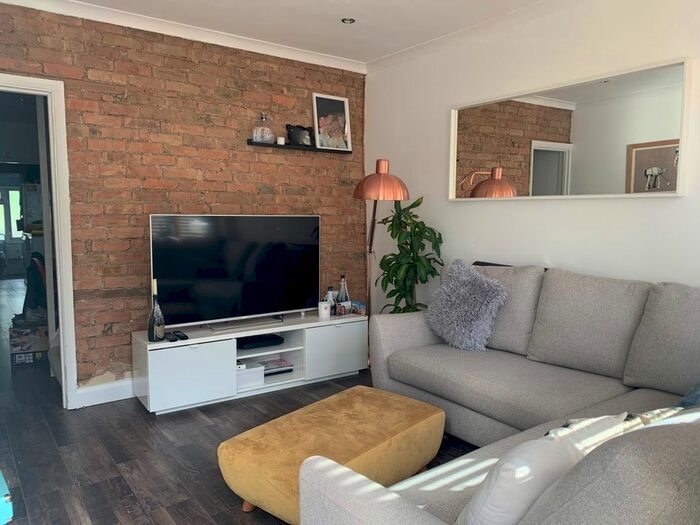 3 Bedroom Terraced House To Rent In Holywell Road, Watford, WD18