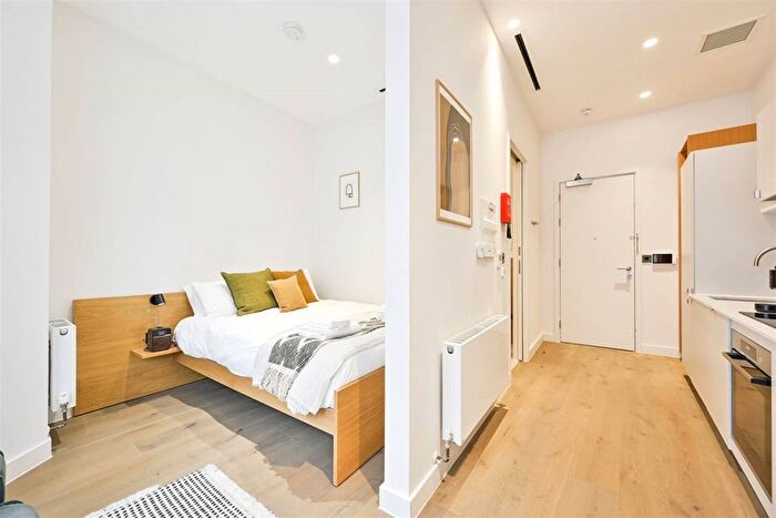 Studio To Rent In Philbeach Gardens, Kensington, Earl's Court, Chelsea, Hammersmith, London, SW5