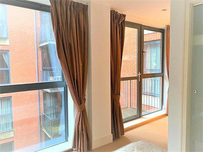 2 Bedroom Apartment To Rent In The Ropewalk, Nottingham, Nottinghamshire, NG1