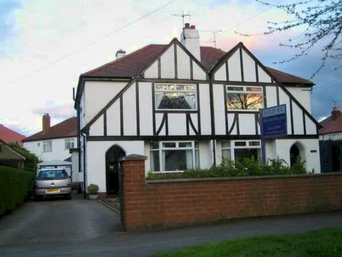 3 Bedroom Semi-Detached House To Rent In Caughall Road, Chester, CH2