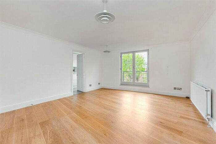 1 Bedroom Flat To Rent In Hillgate Place, Clapham, SW12