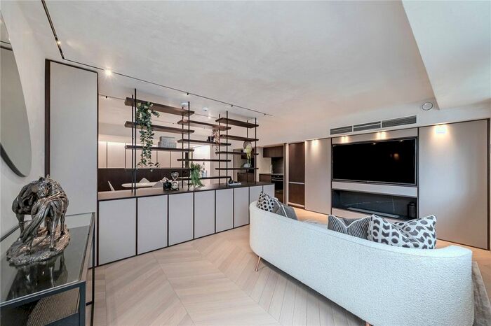 Studio To Rent In Campden Hill Road, London, W8