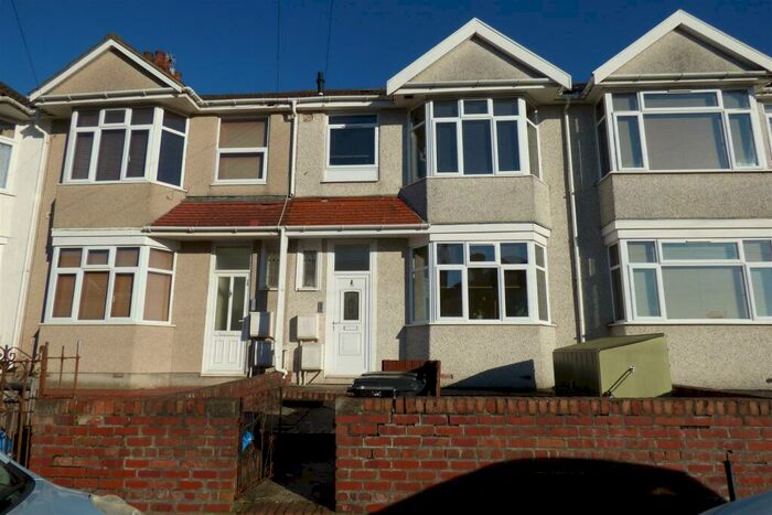 2 Bedroom Property To Rent In Reynolds Walk, Bristol, BS7