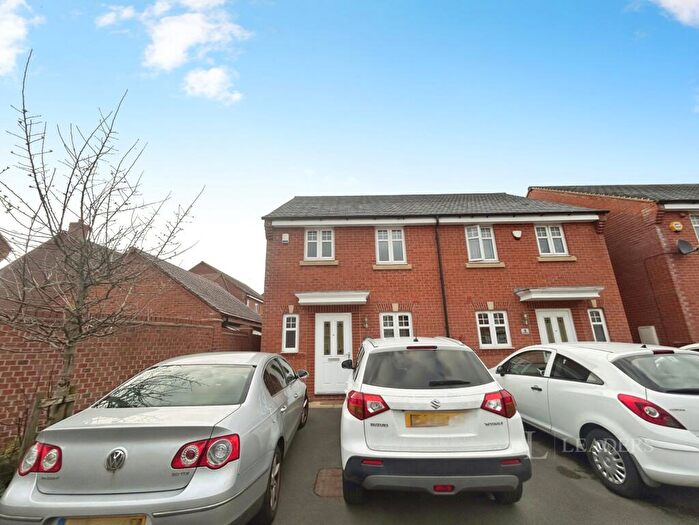 3 Bedroom Semi-Detached House To Rent In Nottingham Drive, Littleover, Derby, DE23