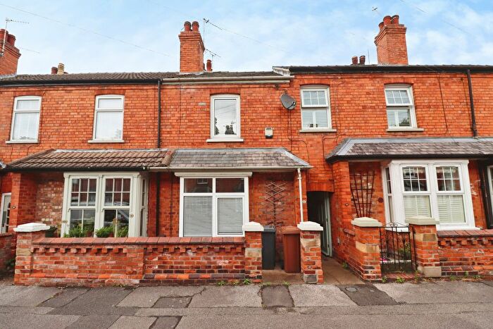 3 Bedroom Terraced House For Sale In Cecil Street, Lincoln, LN1