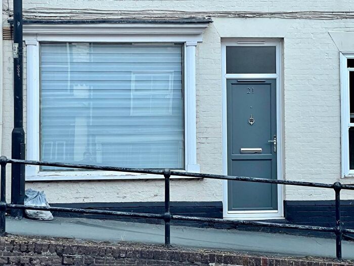 1 Bedroom Flat To Rent In Station Road West, Stowmarket, IP14