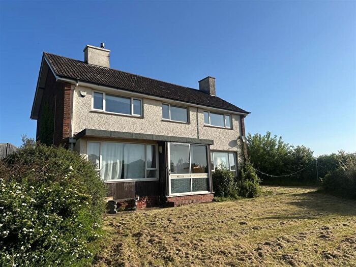 4 Bedroom Detached House To Rent In Pinhoe, EX1