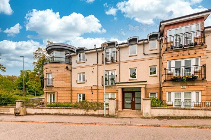 3 Bedroom Flat For Sale In Howden Hall Road, Liberton, Edinburgh, EH16