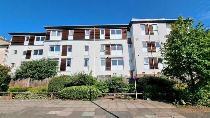 1 Bedroom Flat To Rent In Weighton Road, London, SE20