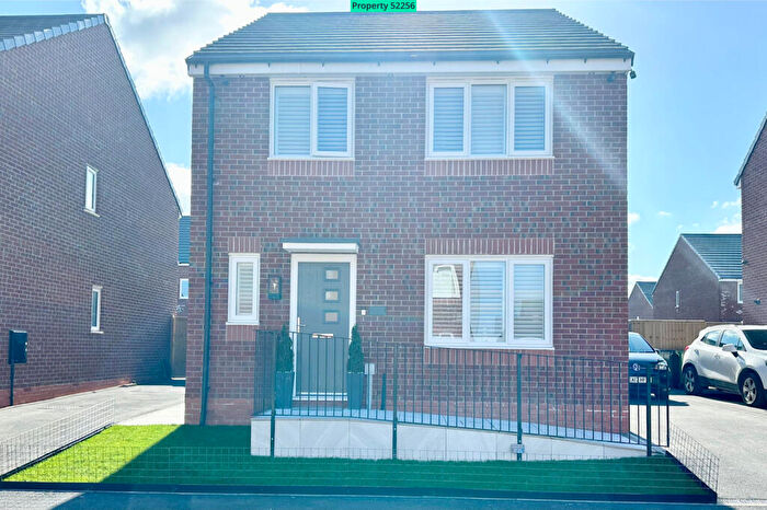 4 Bedroom Detached House For Sale In Waypoint Road, Birkenhead, CH41