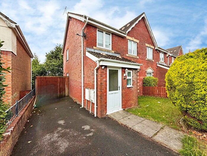 3 Bedroom Semi-Detached House To Rent In Blaen Ifor, Caerphilly, CF83
