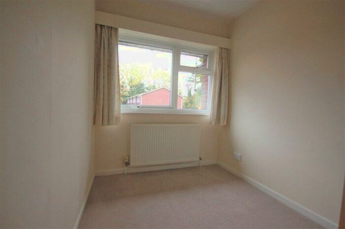 4 Bedroom House To Rent In Old Rectory Close, Harpenden, AL5