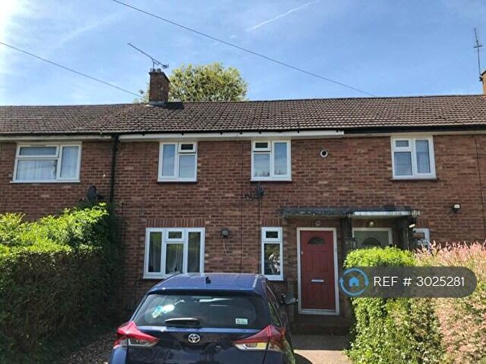 3 Bedroom Terraced House To Rent In St. Barnabas Road, Reading, RG2