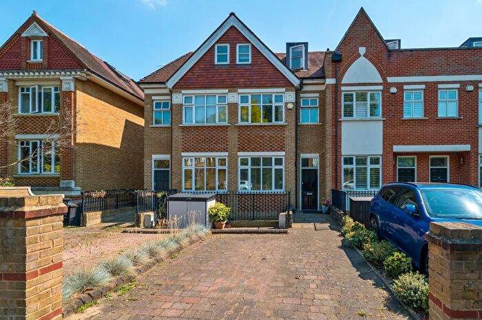 4 Bedroom Terraced House To Rent In Wimbledon, Surrey, SW20