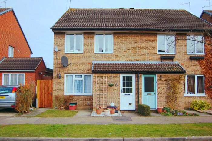 1 Bedroom Flat To Rent In Yew Grove, Welwyn Garden City AL7