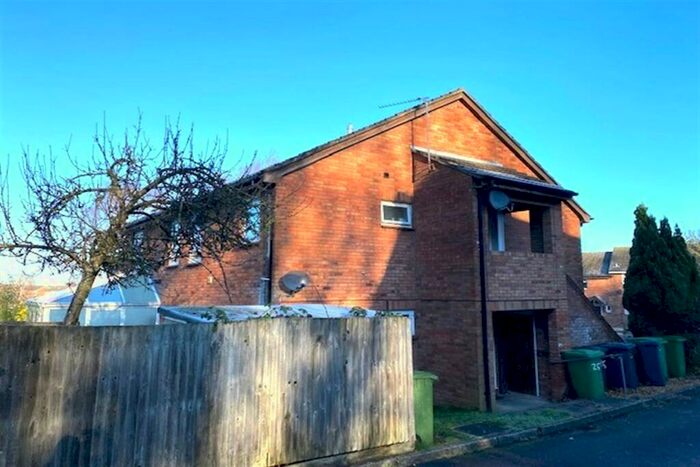 Studio To Rent In Old Hatch Warren, Basingstoke, RG22