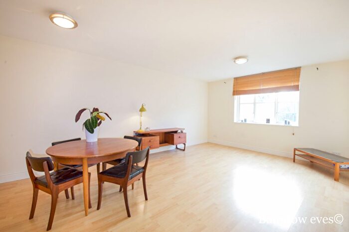 2 Bedroom Flat To Rent In St. Stephens Road, London, E3