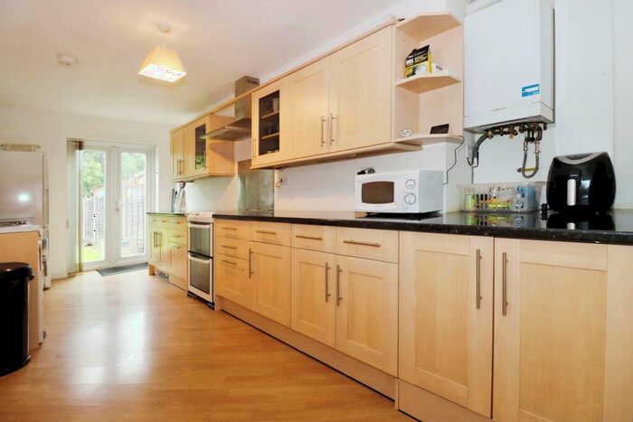 5 Bedroom House For Sale In Bush Avenue, Little Stoke, Bristol, Gloucestershire, BS34