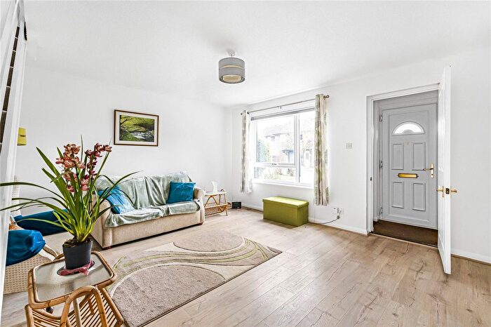 3 Bedroom Semi-Detached House For Sale In Weldon Road, Marston, Oxford, OX3