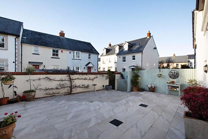 2 Bedroom Terraced House For Sale In Bridge Road, Shaldon, Teignmouth, TQ14