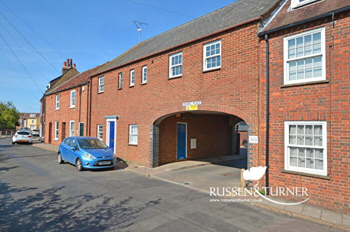 2 Bedroom Flat For Sale In Bedroom Town Centre Flat With Parking, PE30