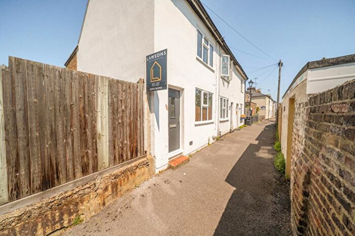 3 Bedroom End Of Terrace House To Rent In Clewer Fields, Windsor, SL4