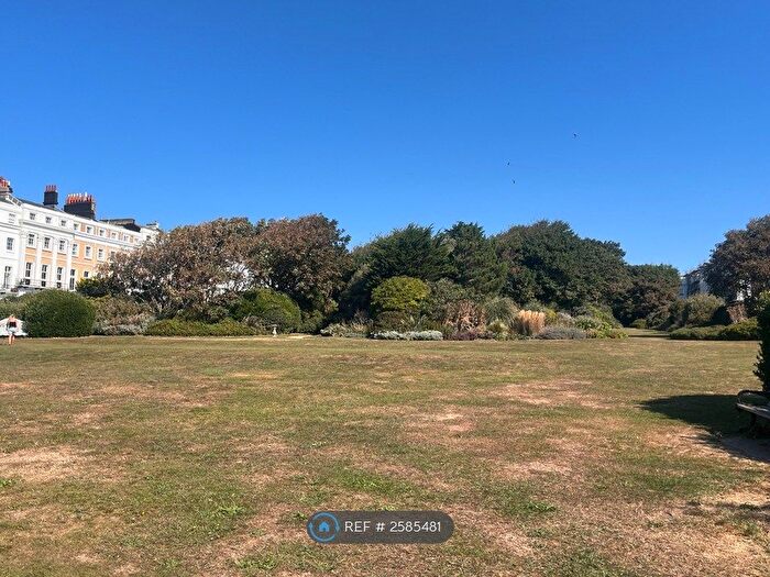 1 Bedroom Flat To Rent In Sussex Square, Brighton, BN2