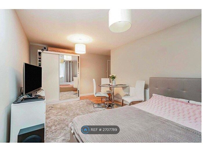 1 Bedroom Flat To Rent In Jack Clow Road, London, E15