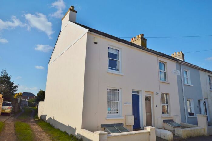 2 Bedroom End Of Terrace House To Rent In March Cottages, Victoria Road, Chichester, PO19