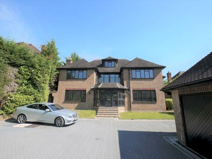 6 Bedroom Detached House To Rent In Russell Close, Northwood, HA6
