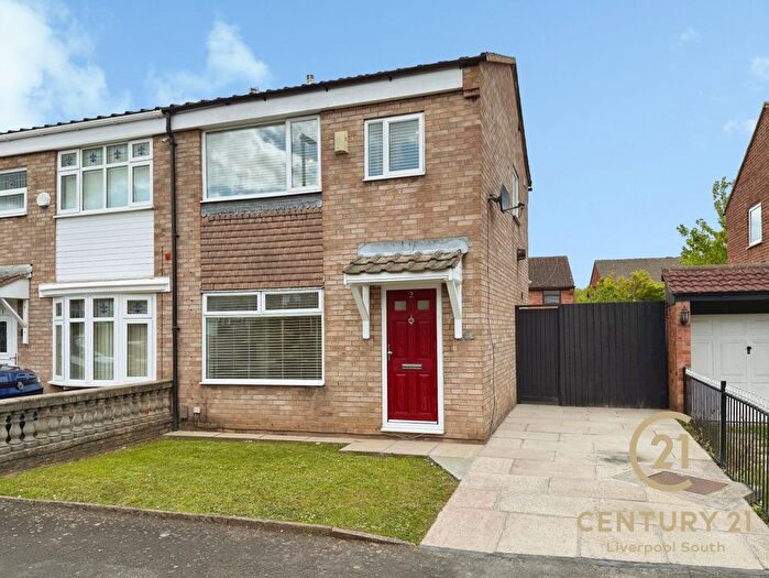 3 Bedroom Semi-Detached House For Sale In Talland Close, Halewood, Liverpool, L26