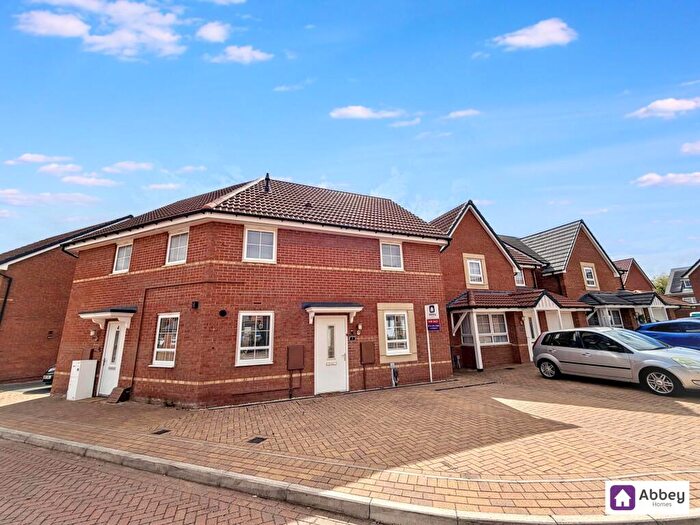 2 Bedroom Flat For Sale In Haydon Lane, Leicester, LE4