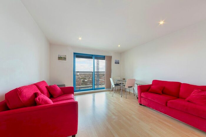 1 Bedroom Flat To Rent In Westgate Apartments, Western Gateway, Royal Victoria, London, E16