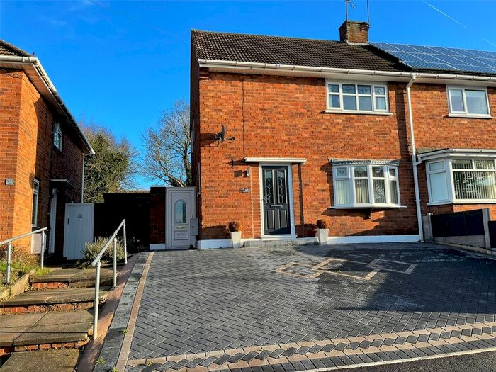 2 Bedroom End Of Terrace House To Rent In Chelmarsh Avenue, Wolverhampton WV3