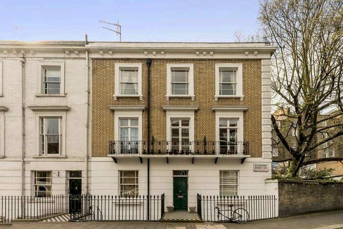 1 Bedroom Flat To Rent In Aylesford Street, London, SW1V