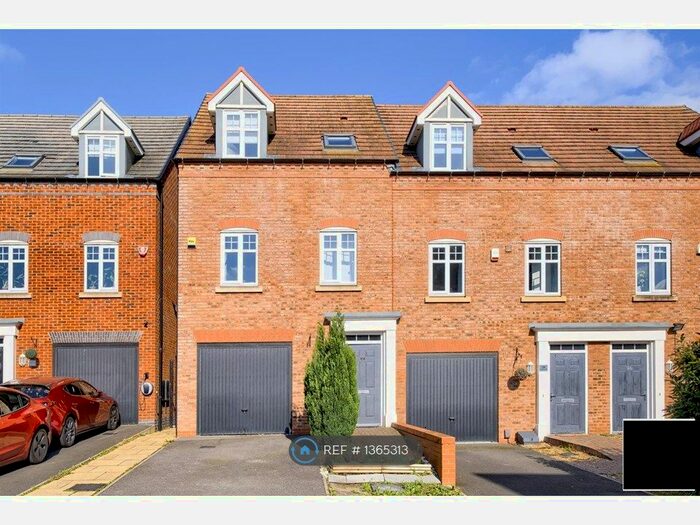 3 Bedroom End Of Terrace House To Rent In George Dixon Road, Birmingham, B17