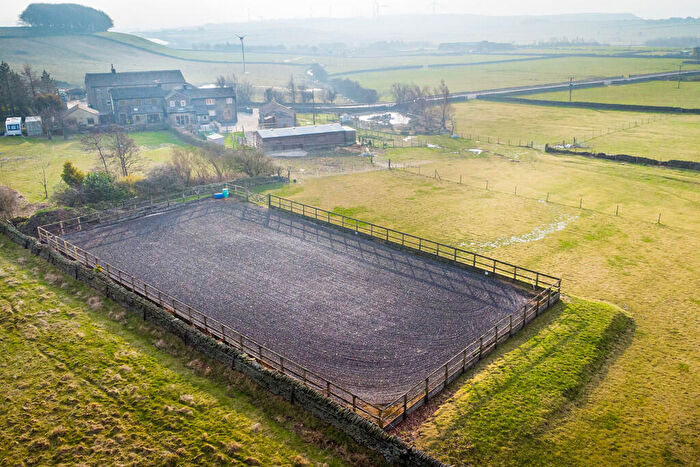 4 Bedroom Barn Conversion For Sale In Drake Hill Cottage, Cumberworth, HD8
