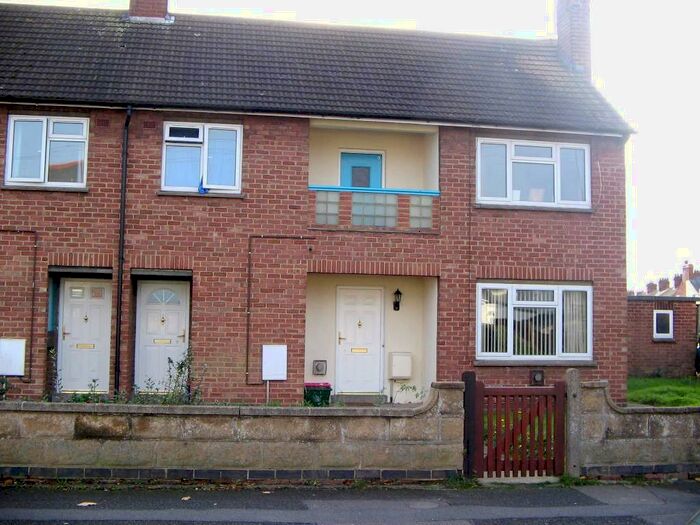 2 Bedroom Flat To Rent In Blinco Road, Rushden, Northamptonshire, NN10